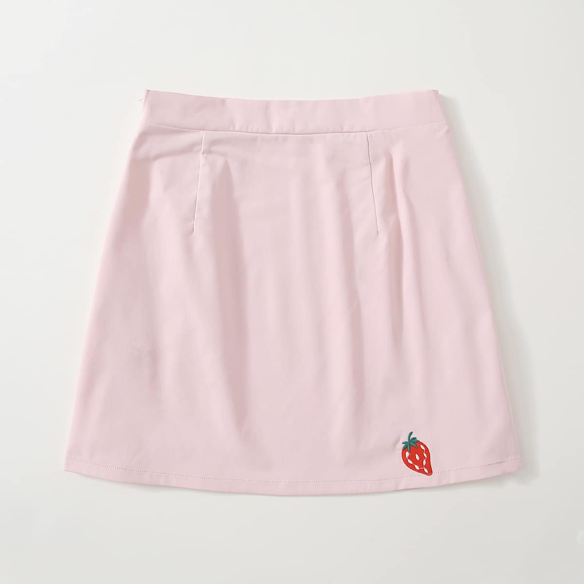 

Strawberry Embroidery Skirt, Baby pink