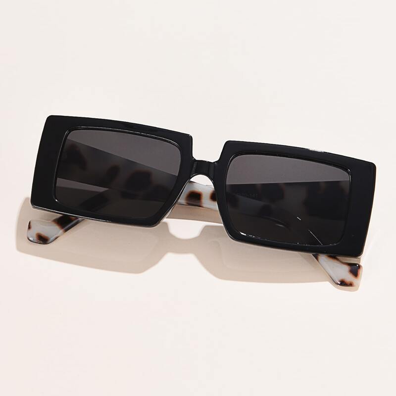 

Square Frame Sunglasses