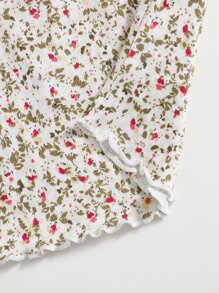 SHEIN Qutie 小碎花木耳邊吊帶上衣