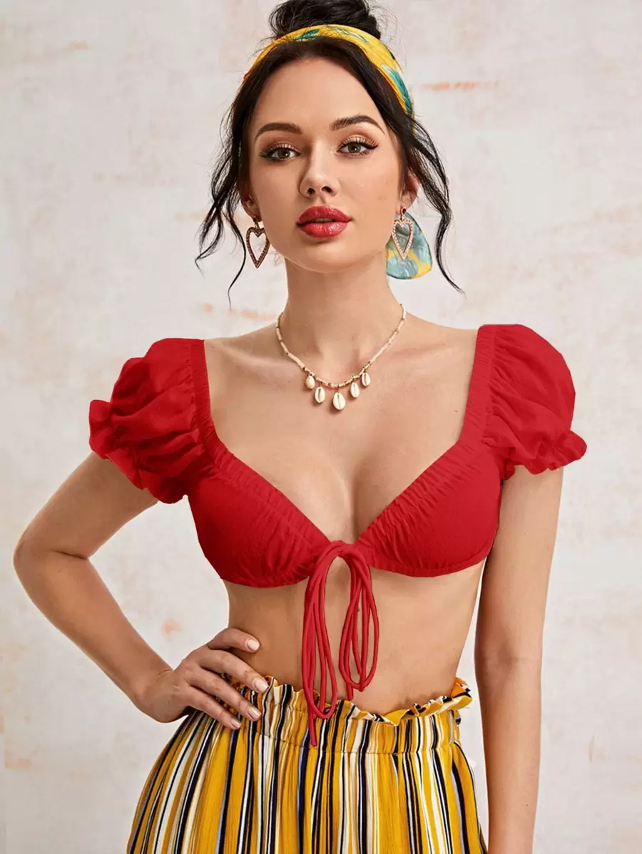 Soleia 荷葉邊袖前繫帶短版上衣 - 紅色 - 查看 1