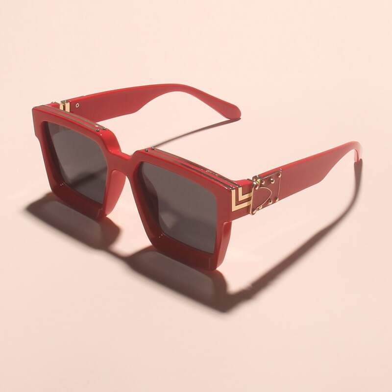 

Metal Decor Sunglasses