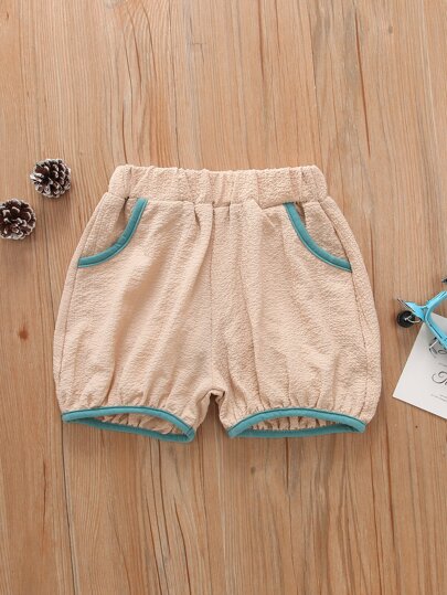 شورت بشريط متباين للبنات الصغار