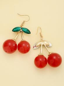 女孩車厘子耳墜