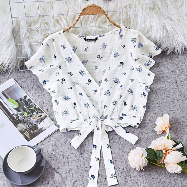 

Allover Floral Knot Hem Crop Blouse, White