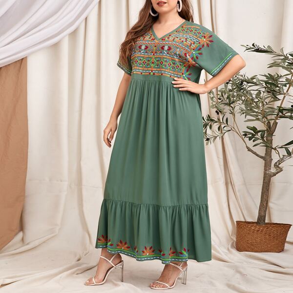 

Plus Geo Embroidery Ruffle Hem Smock Dress, Green