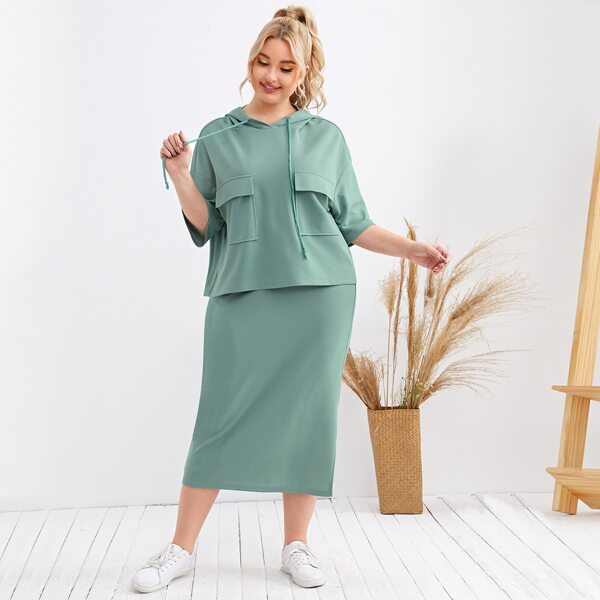 

Plus Flap Pocket Hooded Top & Skirt Set, Green