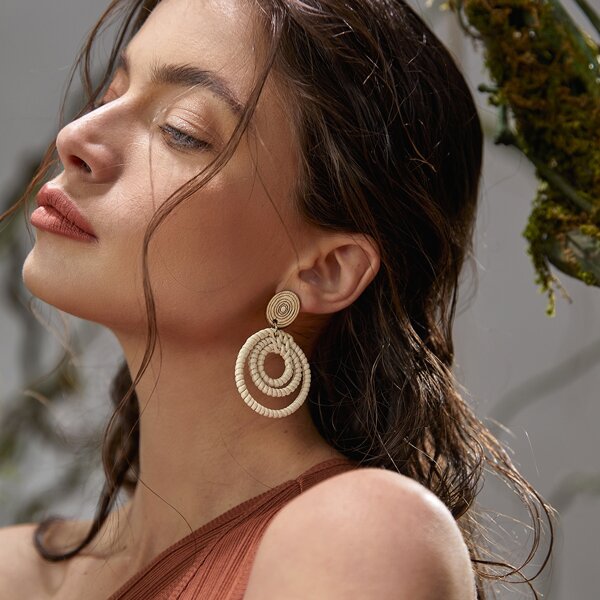 

Hollow Out Round Earrings, Beige