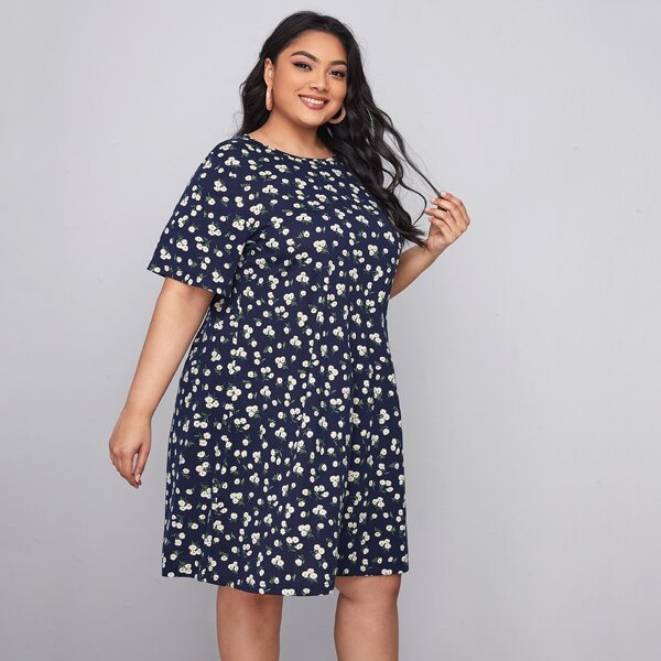 

Plus Daisy Floral Dress, Navy blue