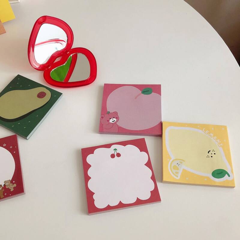 

1pc Cartoon Graphic Random Sticky Note, Multicolor