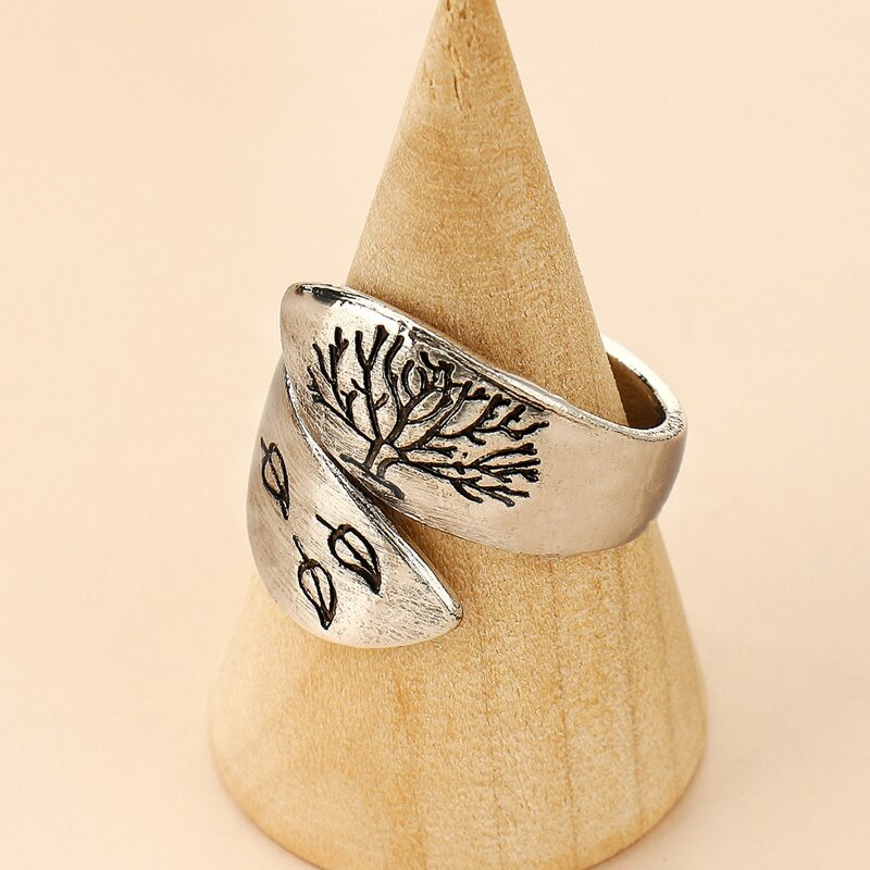 

Tree Wrap Ring, Silver