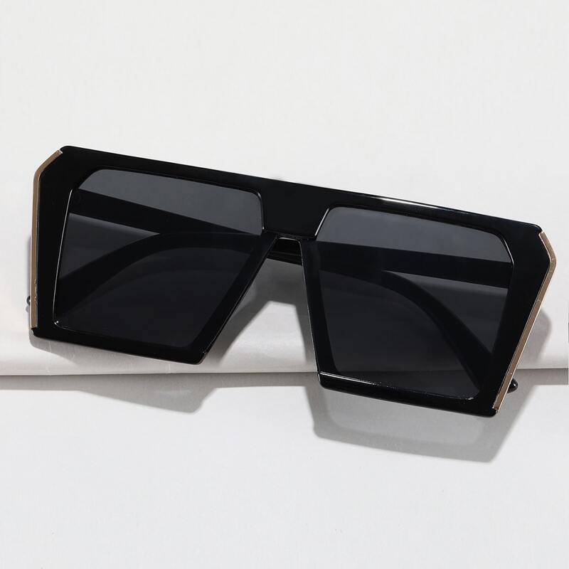 

Square Frame Sunglasses