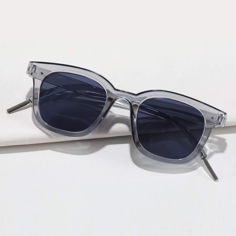 

Square Frame Sunglasses
