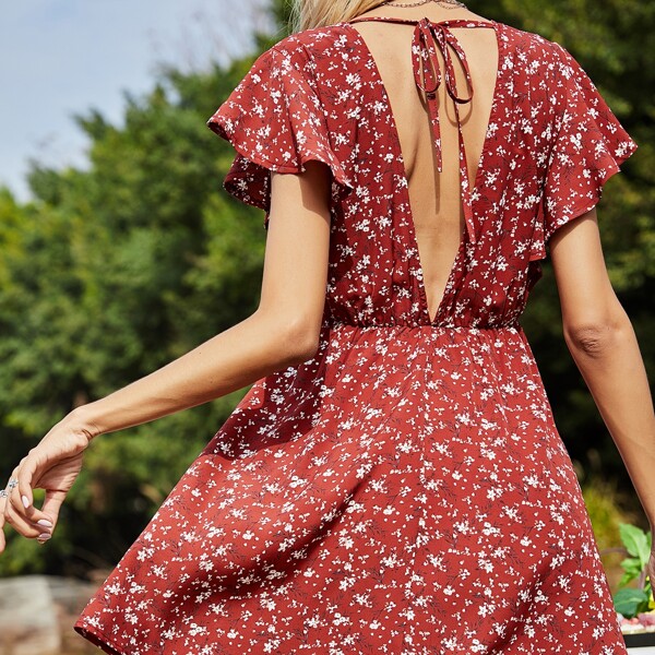 

Ditsy Floral Tie Back Wrap Dress, Burgundy