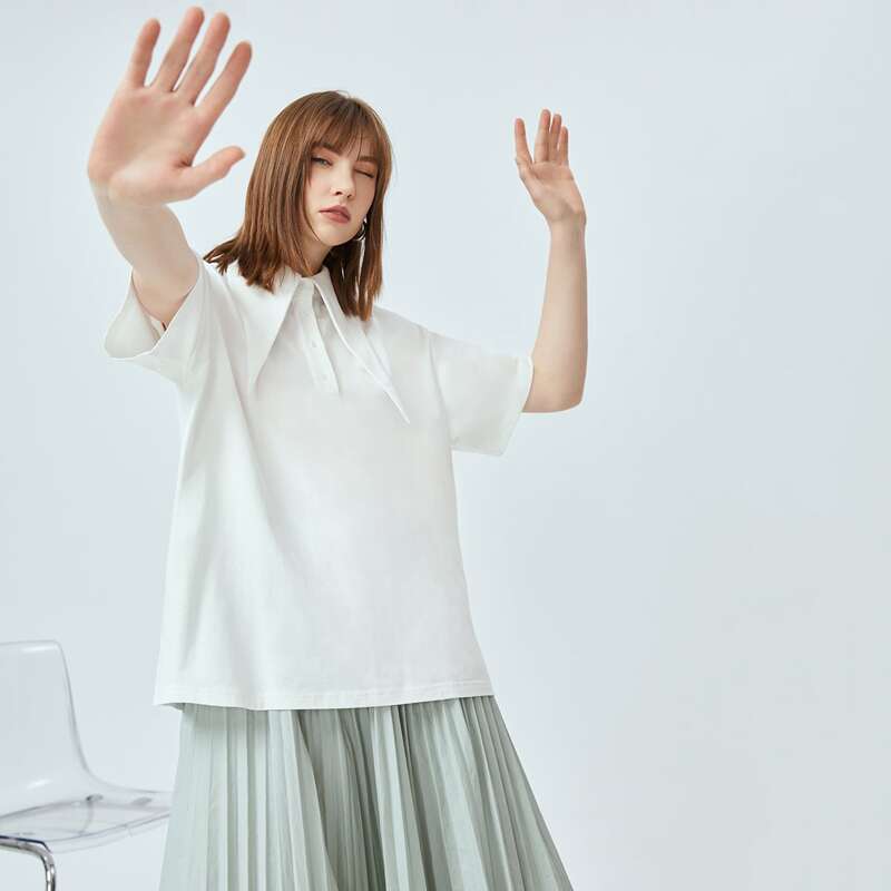 

Letter Graphic Statement Collar Tee, White