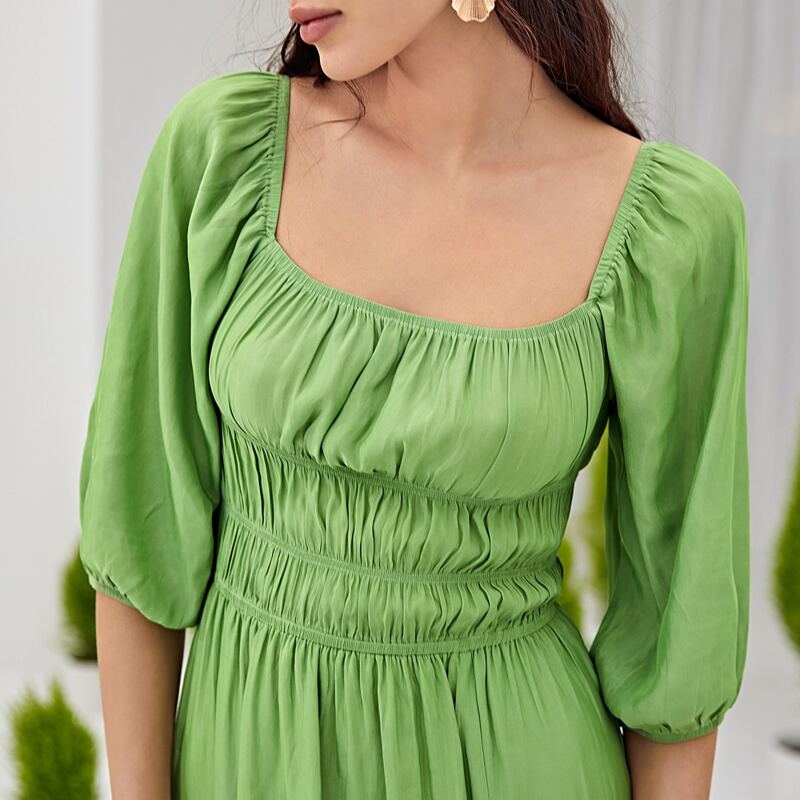 

Split Thigh Ruched Lantern Sleeve Dress, Lime green
