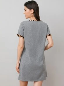 SHEIN Vestido De Camiseta De Manga Corta Dorado Con Bolsillo De Maternidad Y Diseño De Leopardo - Gris - Ver 2