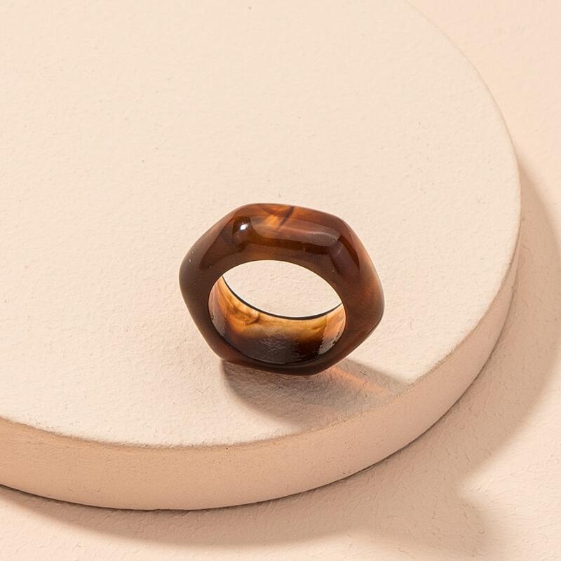 

1pc Resin Ring, Red
