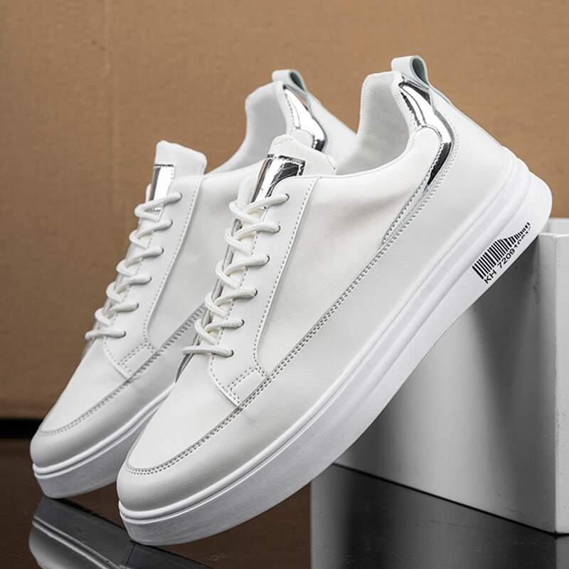 

Guys Metallic Panel Skate Shoes, White