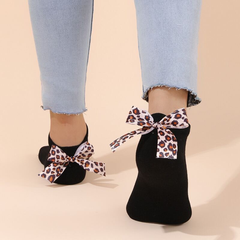 

Leopard Bow Decor Ankle Socks, Black