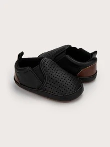 Infant Boys' Black Flat Shoes With Hollow Detailing - Black - View 3