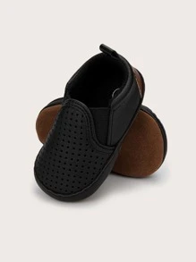 Infant Boys' Black Flat Shoes With Hollow Detailing - Black - View 5