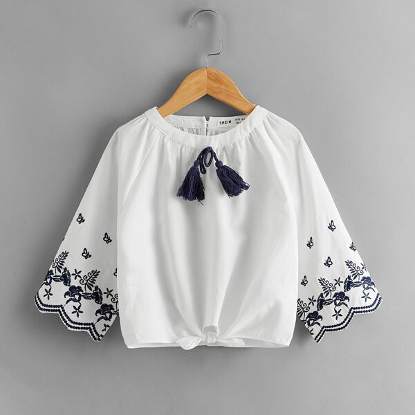 

Girls Embroidery Detail Knot Hem Crop Top, White