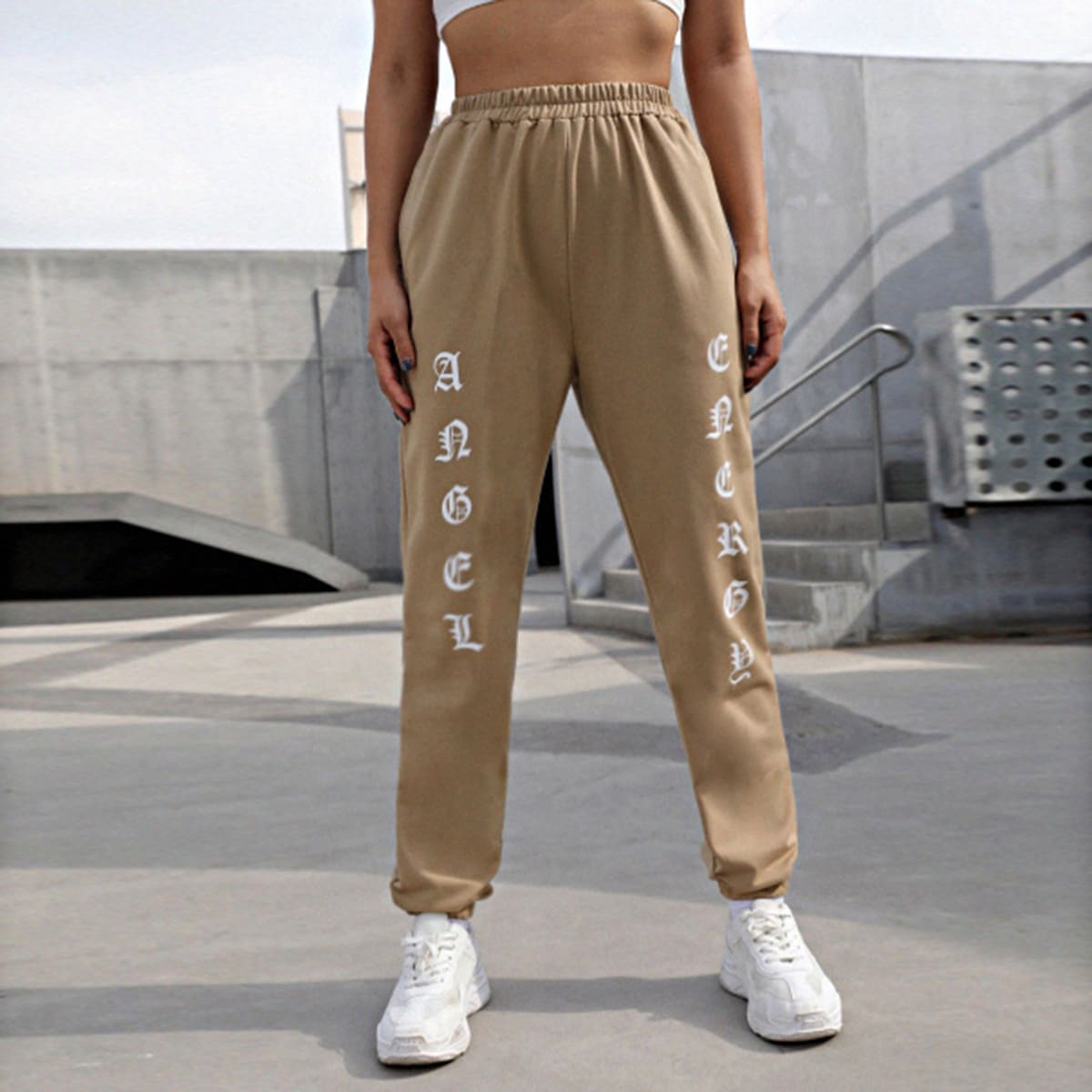 

Letter Graphic Elastic Waist Sweatpants, Khaki