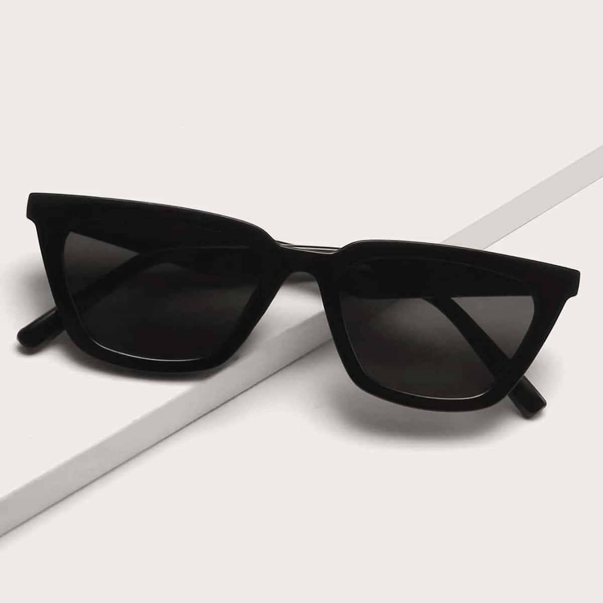 

Cat Eye Sunglasses