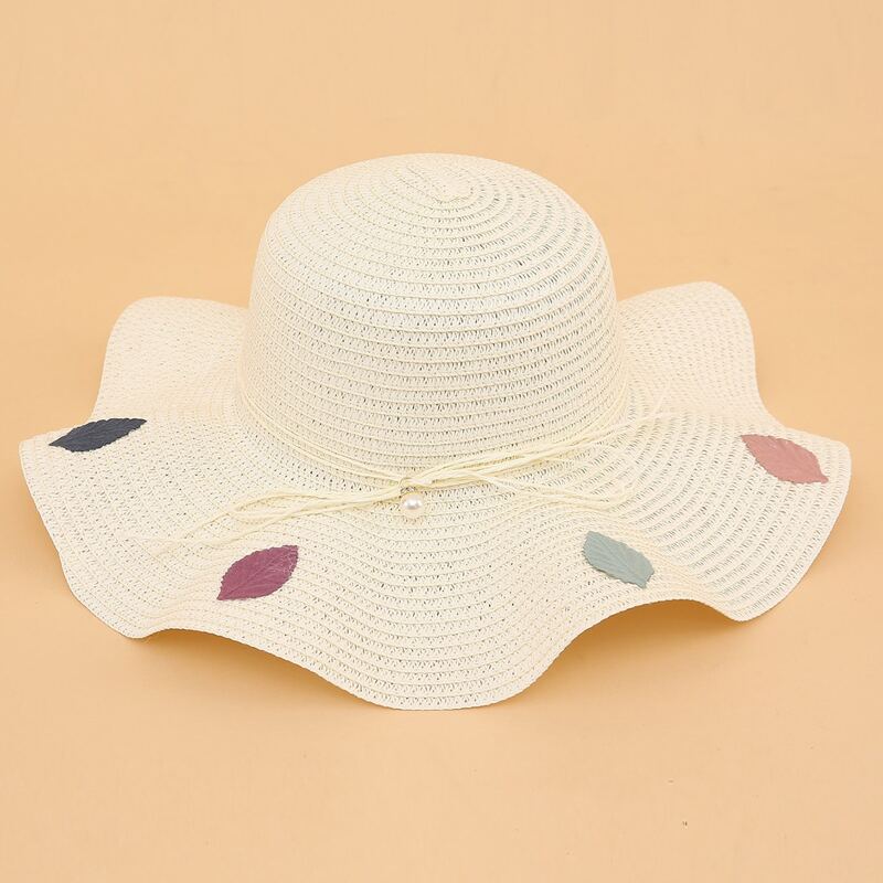 

Leaf Scallop Straw Hat, Beige