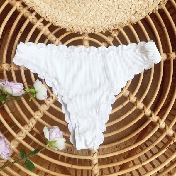 

Rib Scallop Trim Bikini Panty, White