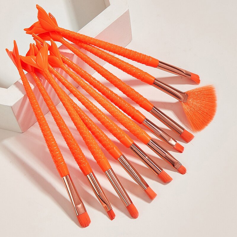 

10pcs Fish Tail Design Makeup Brush, Orange