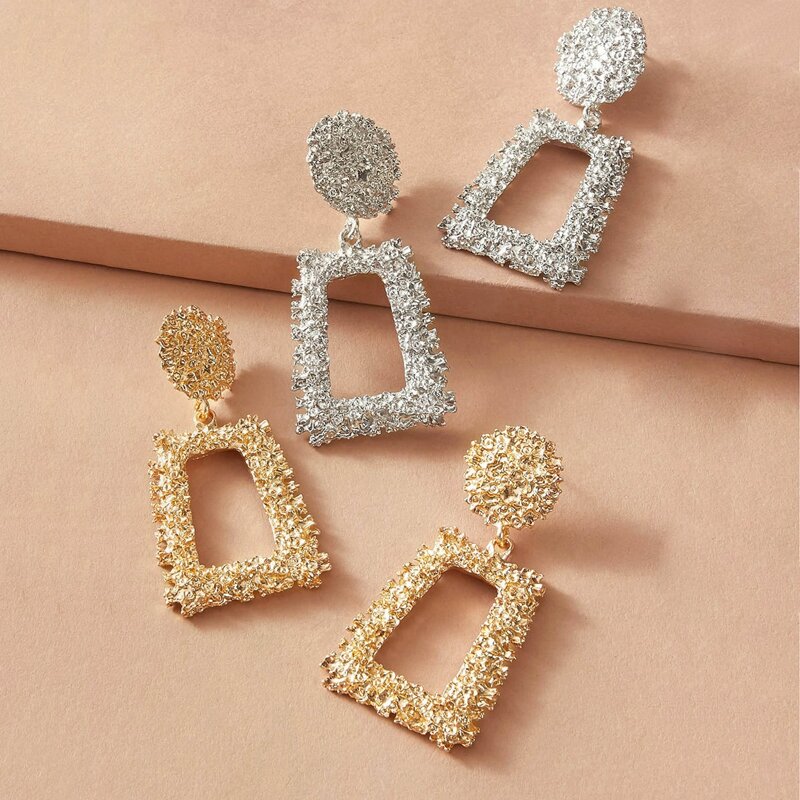 

2pairs Textured Geo Drop Earrings, Multicolor
