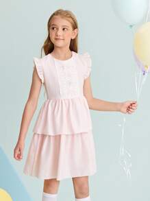 SHEIN Girls Ruffle Armhole Lace Detail Layered Hem Plaid Dress - Baby Pink - View 4