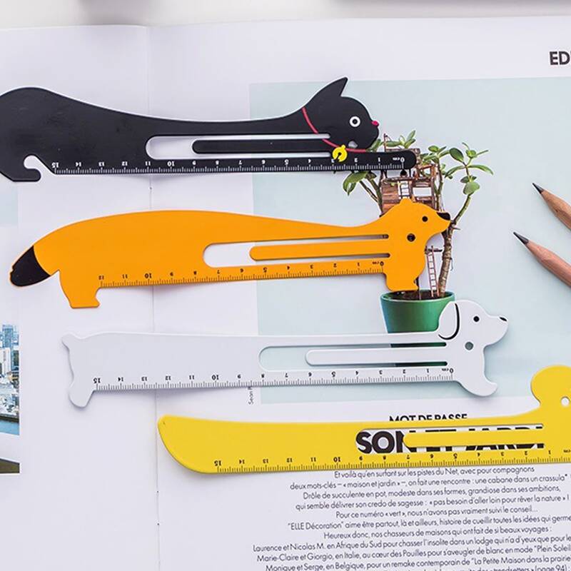 

1pc Hollow Cartoon Animal Random Ruler, Multicolor