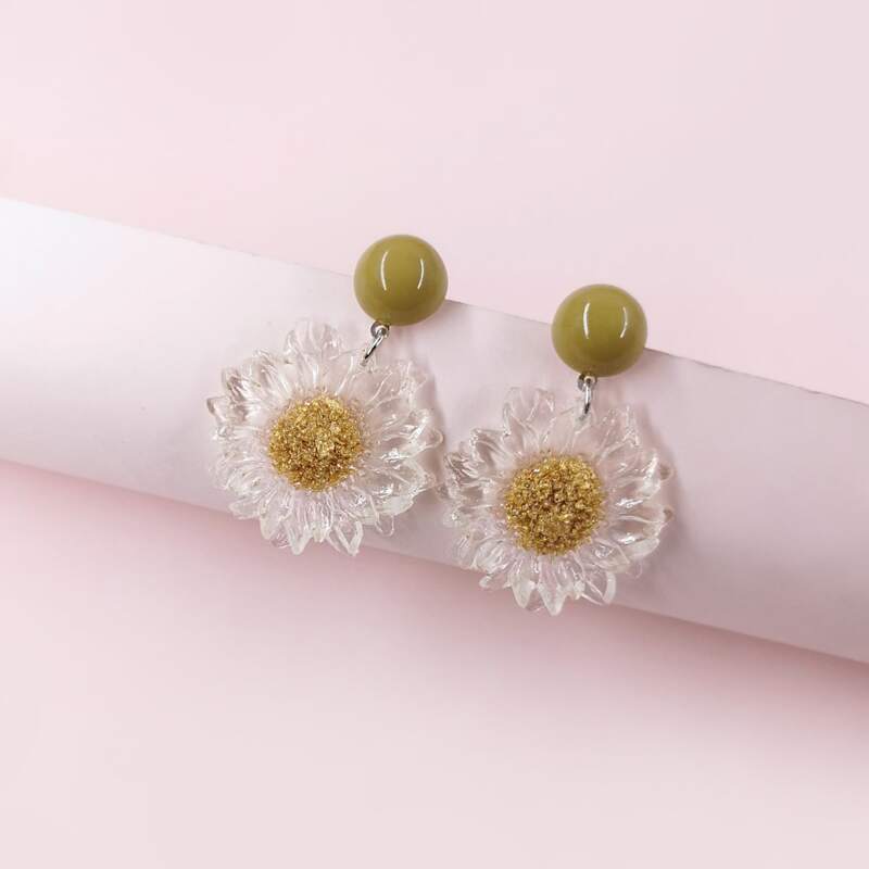 

Flower Charm Drop Earrings, Multicolor