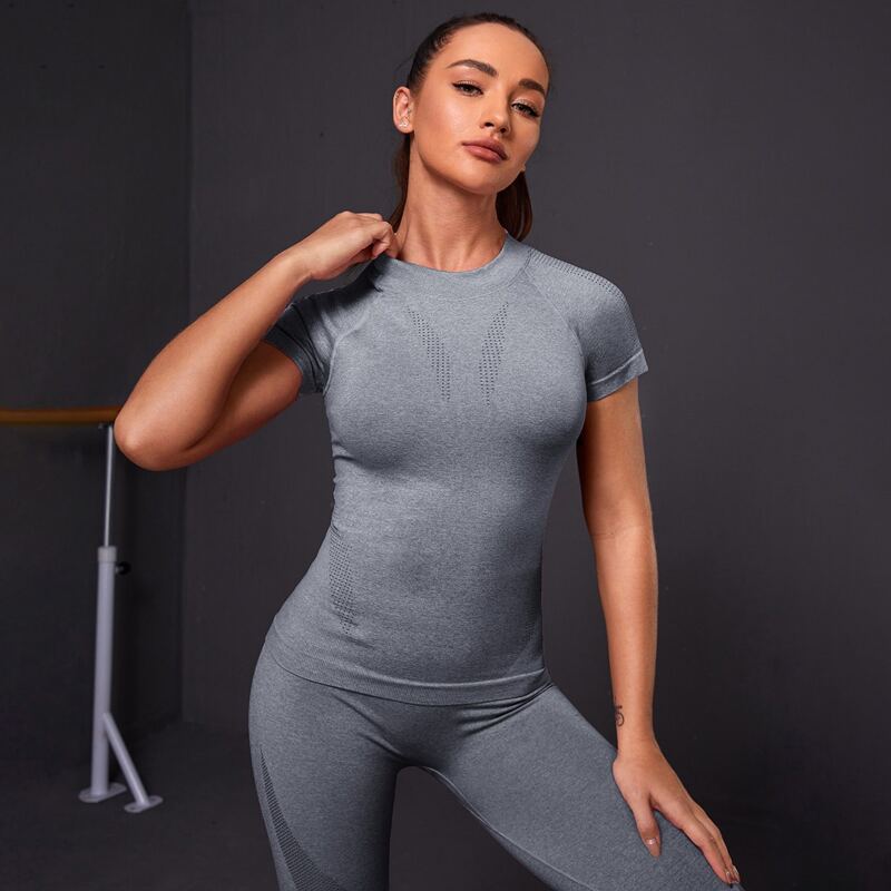 

Solid Raglan Sleeve Sports Tee, Grey