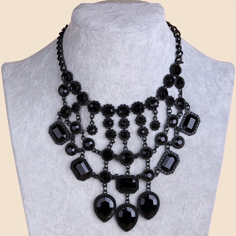 

Gemstone Pendant Necklace, Black