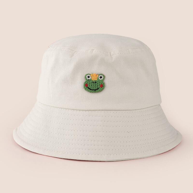 

Cartoon Frog Decor Bucket Hat, White
