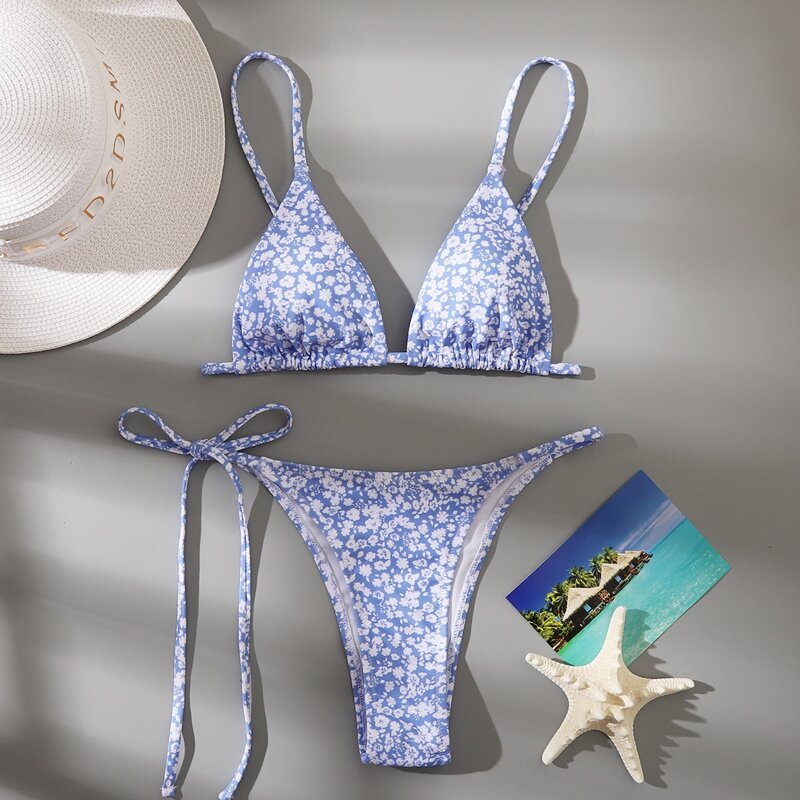 

Ditsy Floral Triangle Bikini Swimsuit, Blue and white