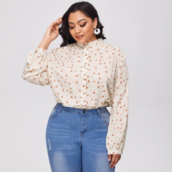 

Plus Ditsy Floral Pearls Button Blouse, Beige