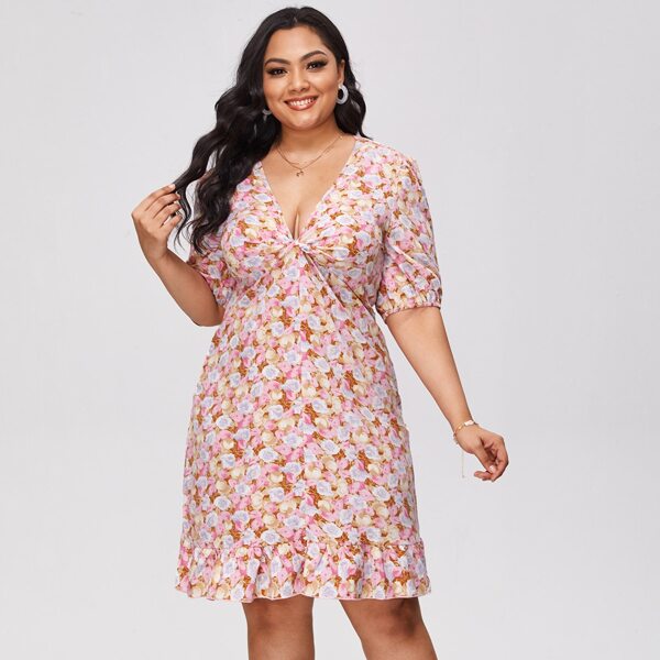 

Plus Allover Floral Print Twist Dress, Multicolor