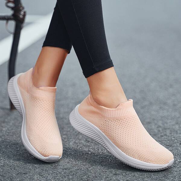 

Slip On Knit Running Shoes, Baby pink