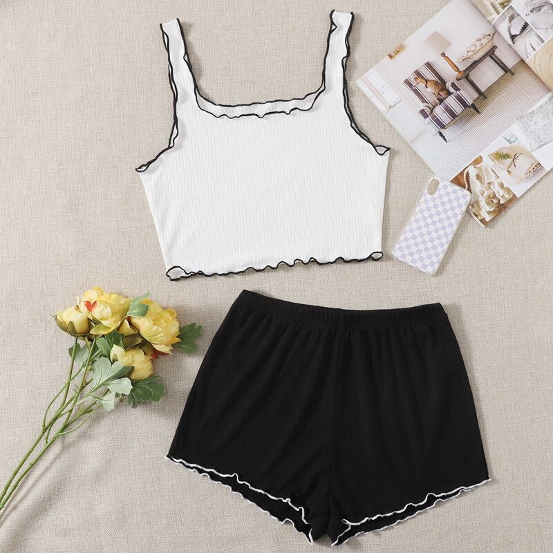 

Lettuce Trim Lounge Set, Black and white