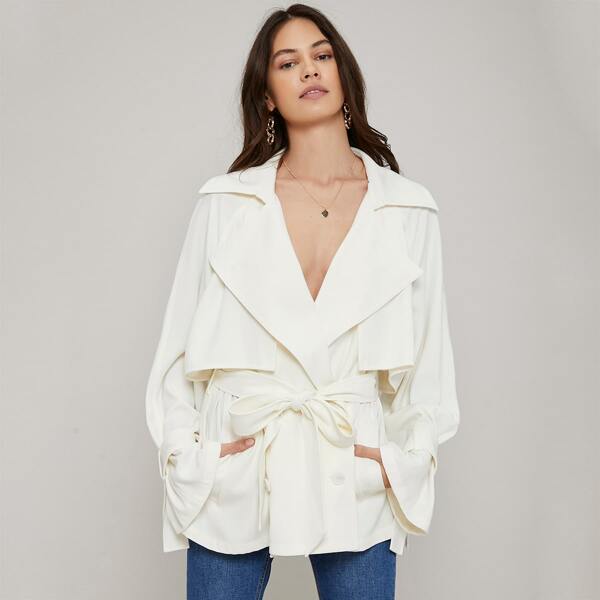 

OVERSIZED SHORT TRENCH COAT, White