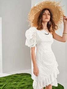 SHEIN 泡泡袖網眼刺繡洋裝