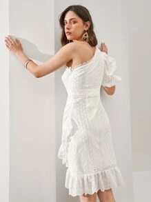 SHEIN 泡泡袖網眼刺繡洋裝