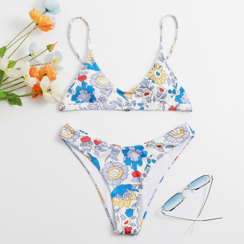 

Flower Graphic High Cut Bikini Swimsuit, Multicolor