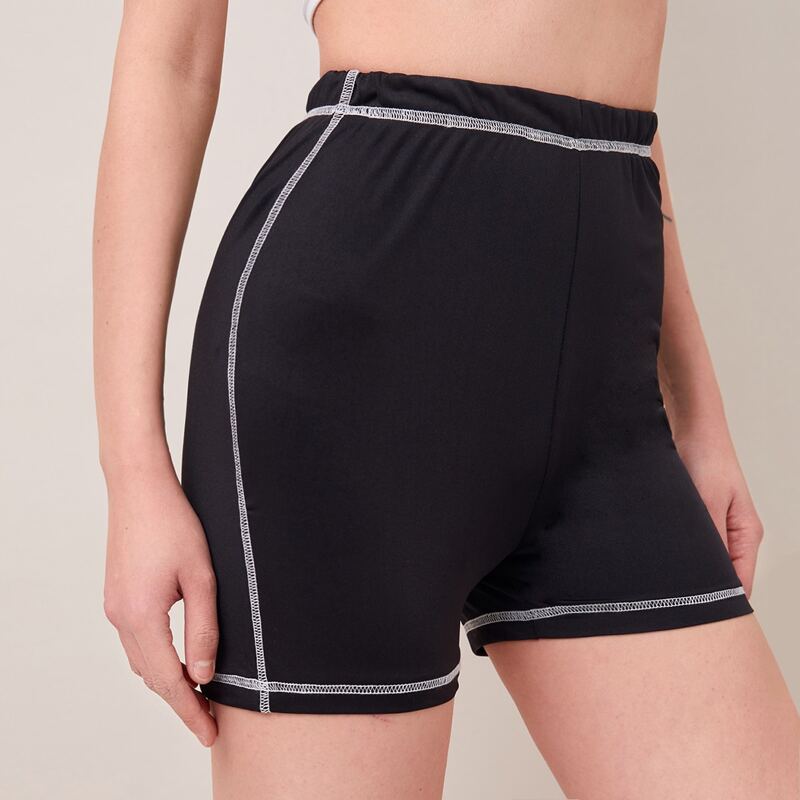 

Contrast Stitching Biker Shorts, Black