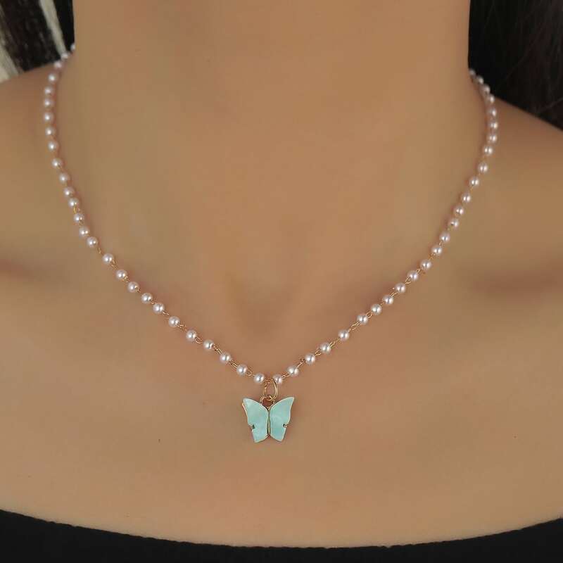 

Butterfly Pendant Faux Pearl Beaded Necklace, Green