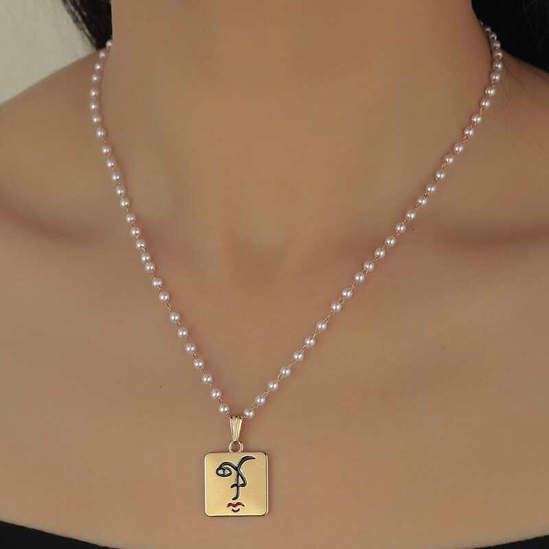 

Square Pendant Faux Pearl Beaded Necklace, Multicolor